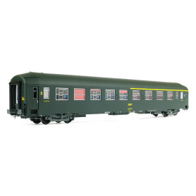 Voiture UIC couchettes logo jaune encadré SNCF ép IV - HO - REE VB-226