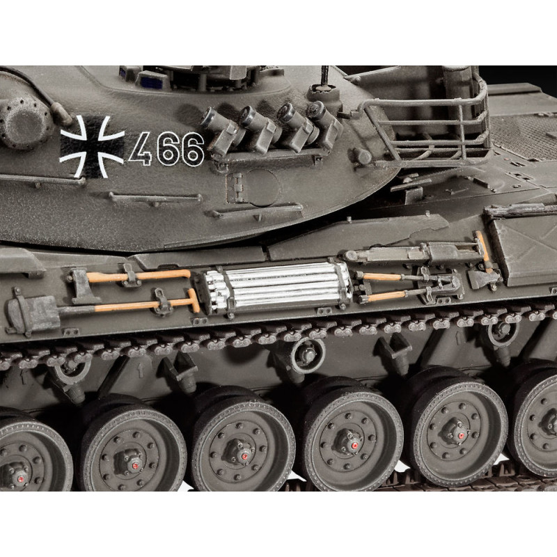 REVELL - Maquette à assembler et à peindre - LEOPARD 1 - 1/35 - REV03240 REVELL - Maquette à assembler et à peindre - LEOPARD 1 - 1/35 - REV03240