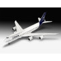 Boeing 747-8 Lufthansa New Livery - 1/144 - REVELL 03891