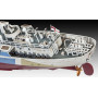 HMCS SNOWBERRY - 1/144 - REVELL 05132