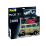 Stranger Things VW T3 Bus Surfer Boy Set complet - 1/25 - REVELL 67725