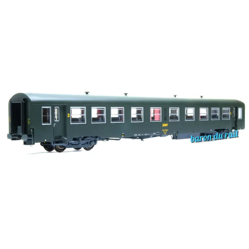 Voiture USI B10t U63 ép. IVa avec éclairage - HO 1/87 - LS Models 40037
