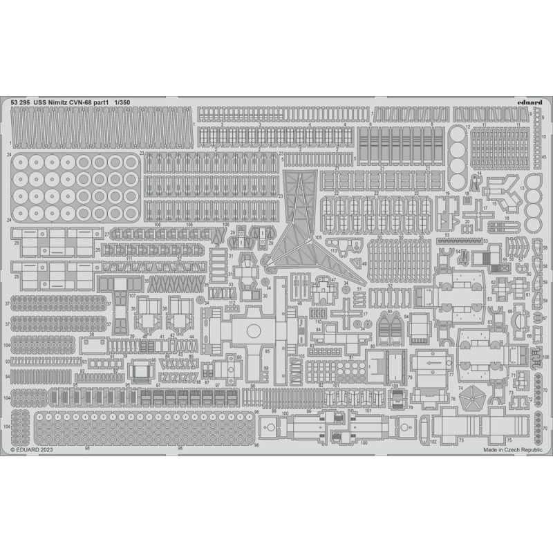 USS Nimitz CVN-68 partie 1 TRUMPETER - 1/350 - EDUARD 53295