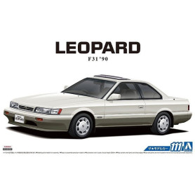 Nissan UF31 Leopard Ultima V30 Twincam - 1/24 - AOSHIMA 05739