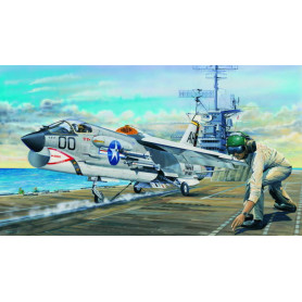 F-8E Crusader - 1/32 - TRUMPETER 02272