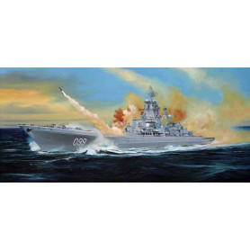 Croiseur de combat russe Pyotr Velikiy ex-Yuki - 1/350 - TRUMPETER 04522