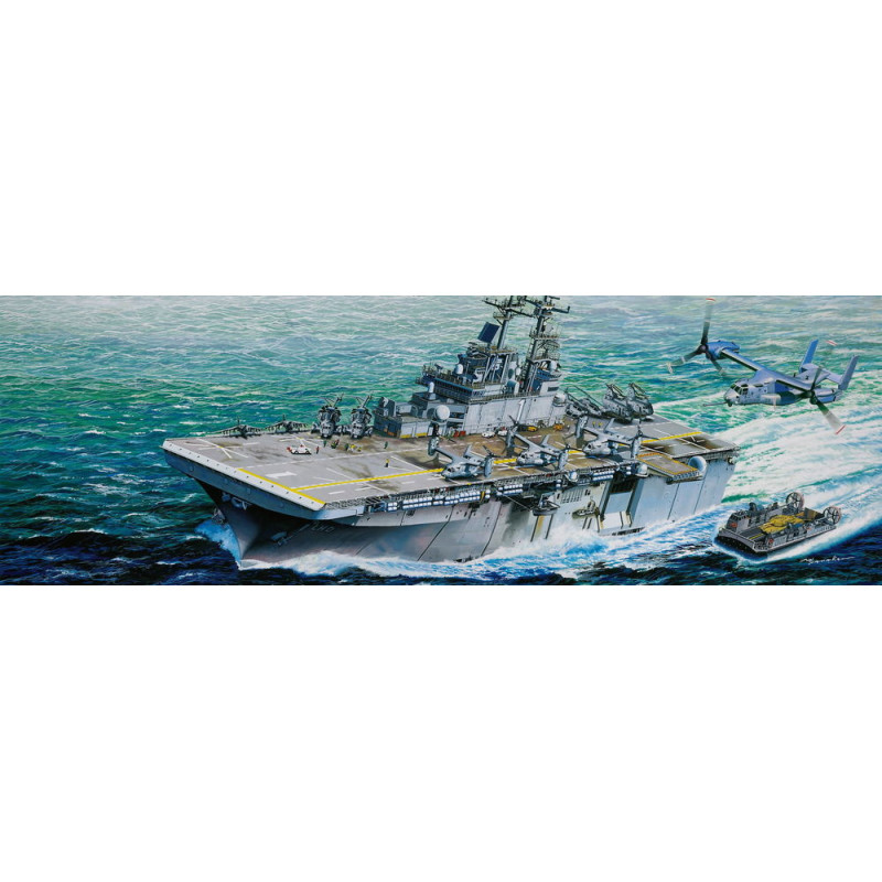 USS Wasp LHD-1 - 1/350 - TRUMPETER 05611