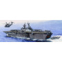 USS IWO JIMA LHD-7 - 1/350 - TRUMPETER 05615