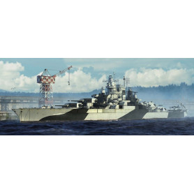 Cuirassé USS Tennessee BB-43 1944 - 1/700 - TRUMPETER 05782