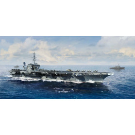 Porte-avions USS Kitty Hawk CV-63 - 1/700 - TRUMPETER 06714