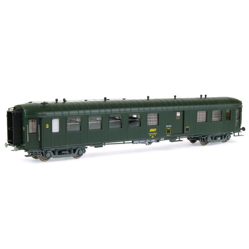 Voiture Ocem 2ème CL/fourgon RA SNCF ép. IV échelle HO - REE VB-272