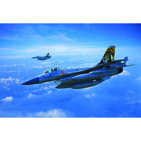 General Dynamics F-16A Fighting Falcon - 1/72 - HOBBY BOSS 80272