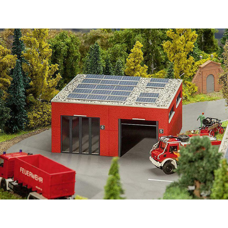 Garage de véhicules de pompiers moderne échelle HO 1/87 - FALLER 130161