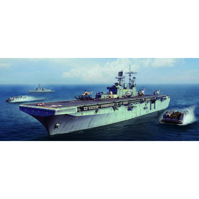 USS Bataan LHD-5 - 1/700 - HOBBY BOSS 83406