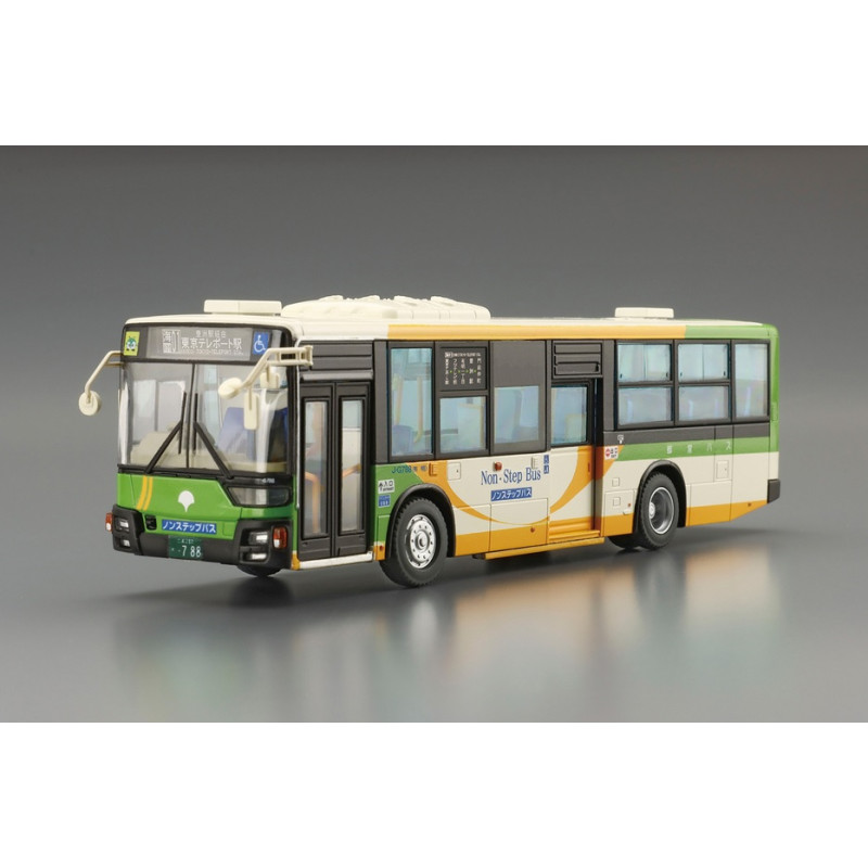 The Mitsubishi Fuso Aero Star MP38 - 1/80 - AOSHIMA 06279