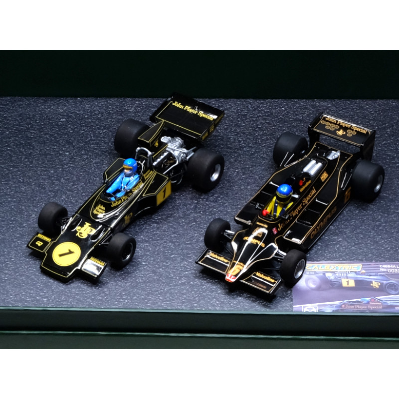 Twin Pack Lotus 72 and 79 Ronnie Peterson - 1/32 - SCALEXTRIC C4684A