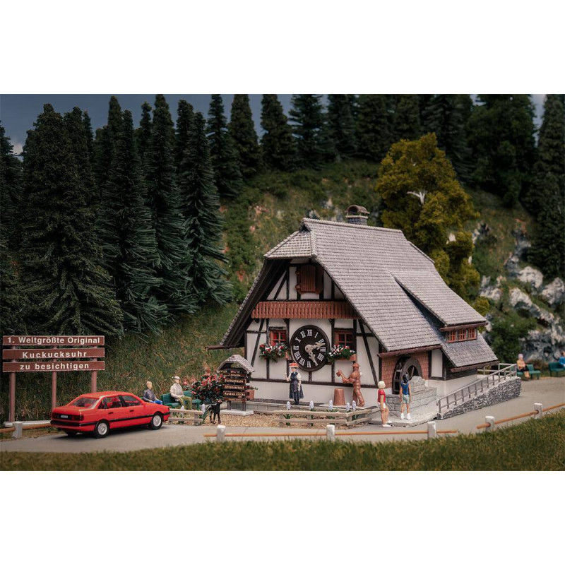 Grand coucou avec figurine - HO 1/87 - FALLER 130011