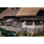 Ferme forêt noire avec 2 figurines - HO 1/87 - FALLER 130013