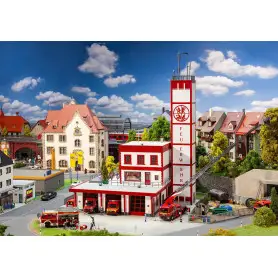 Caserne de pompiers moderne - HO 1/87 - FALLER 130159