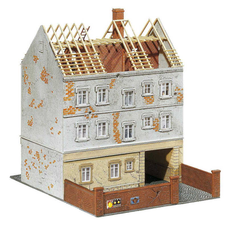 Immeuble en renovation - HO 1/87 - FALLER 130456