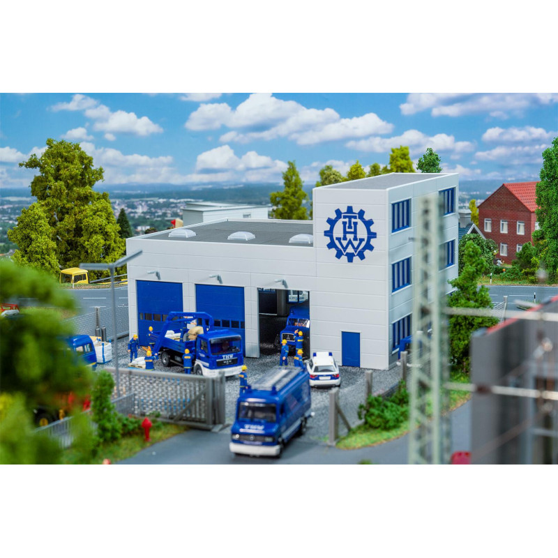 Bâtiment THW - HO 1/87 - FALLER 130790
