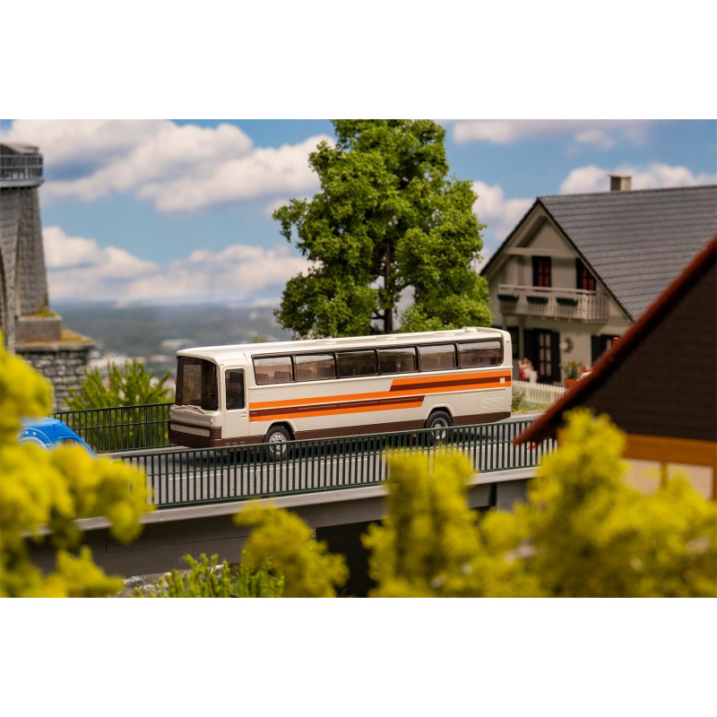 Car System MB O 303 RHD Autocar (WIKING) - FALLER 161441