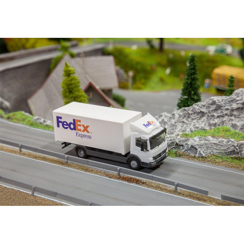 Camion MB Atego 04 FedEx - HO 1/87 - FALLER 161592