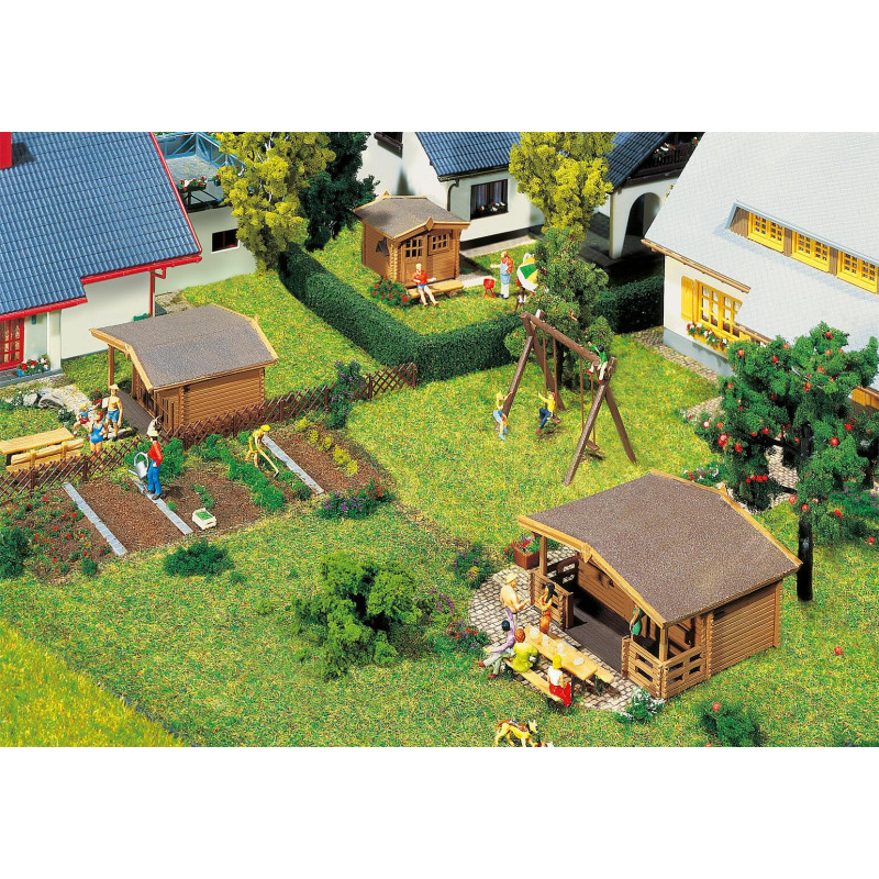 Pavillons avec jardin - N 1/160 - FALLER 232209