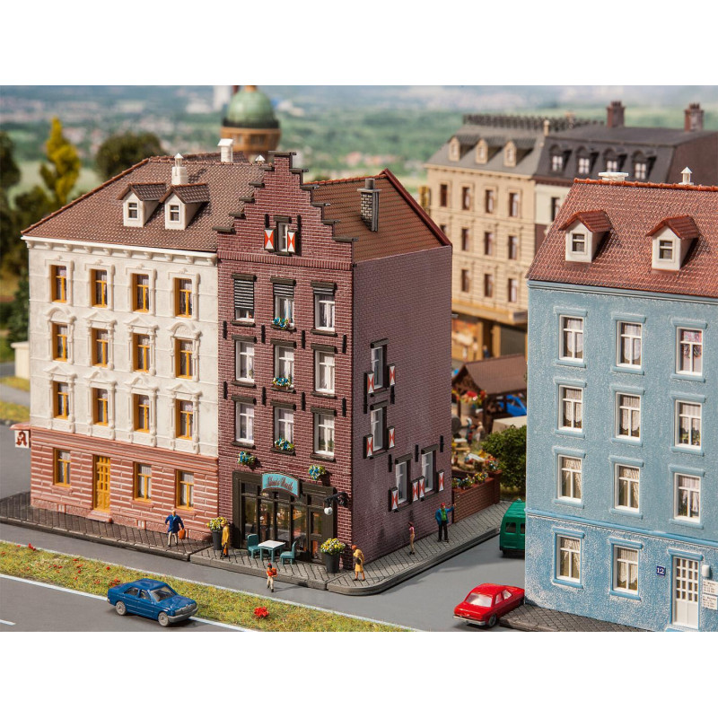 Maison vieille ville avec bar - N 1/160 - FALLER 232334