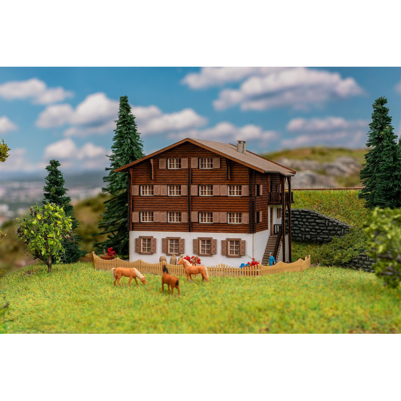 Maison alpine Langwies - Z 1/220 - FALLER 282772
