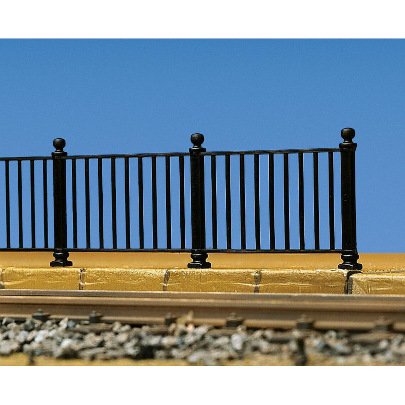 Clôture en fer - G 1/22,5 - FALLER 330953
