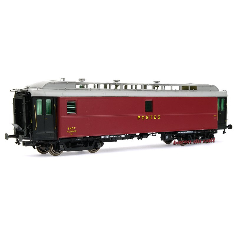 Ambulant OCEM 16m ép. IIIa - HO 1/87 - REE VB-247
