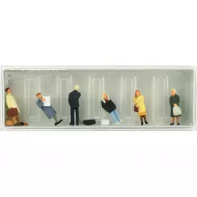Voyageurs qui attendent - HO 1/87 - PREISER 10411