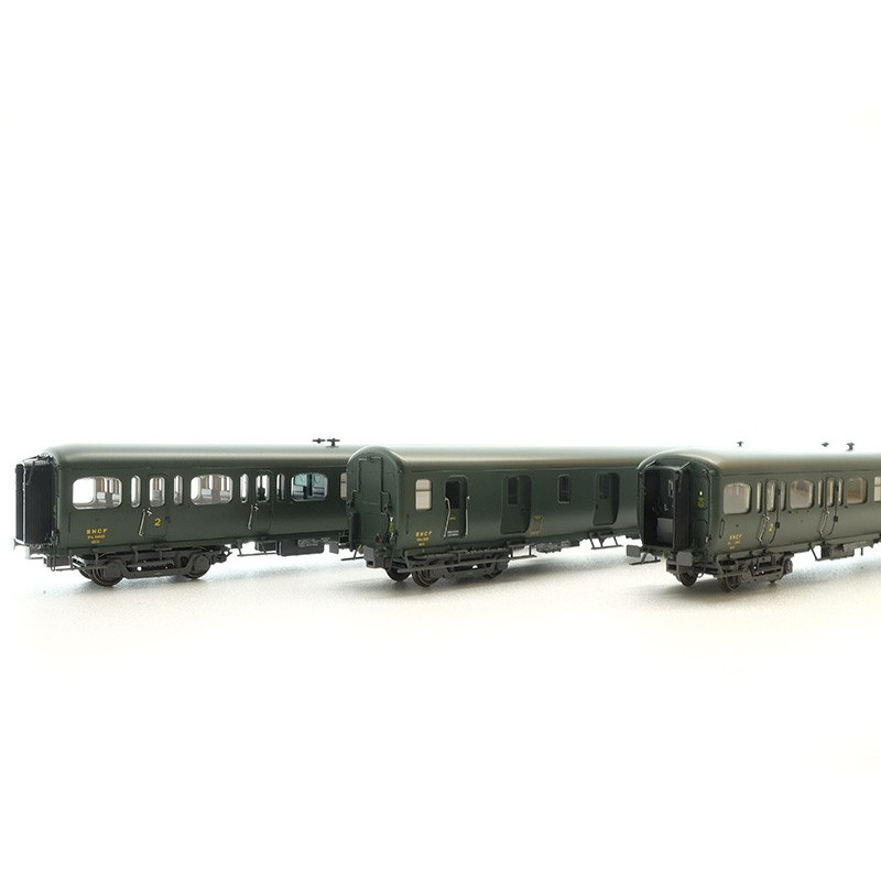 Set 3 voitures Express Nord B11, B11, B4D SNCF - Epoque IIId - HO - 40327 LS Models