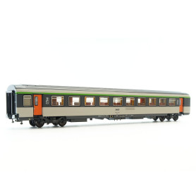 Voiture VTU B11 2ème classe Corail SNCF époque IV - HO - LS Models 40177