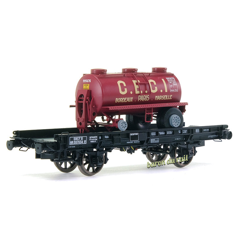 Wagon UFR monoporteur CECI ép III - HO 1/87 - REE WB-644
