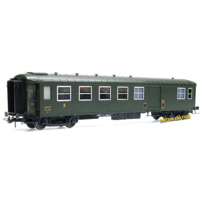 Voiture Métallisée Ex-PLM, B4D, feux, vert 306, SNCF Ep. V-VI HO 1/87 - REE VB-467
