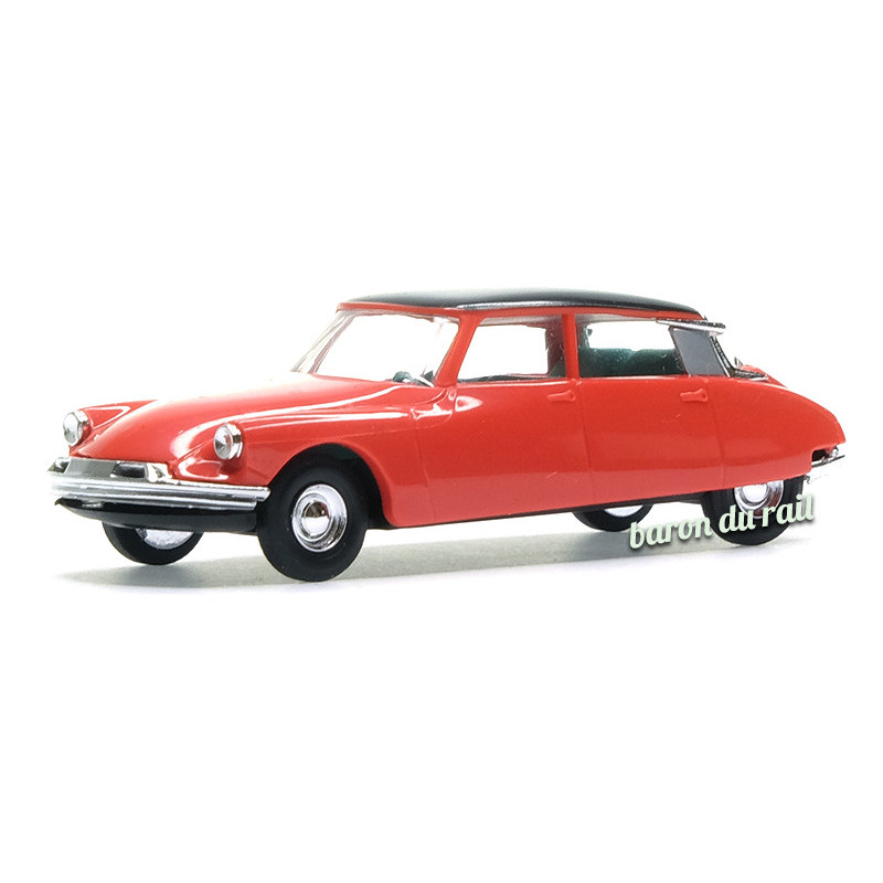 Citroën DS 19 rouge toit noir - HO 1/87 - BUSCH 48021