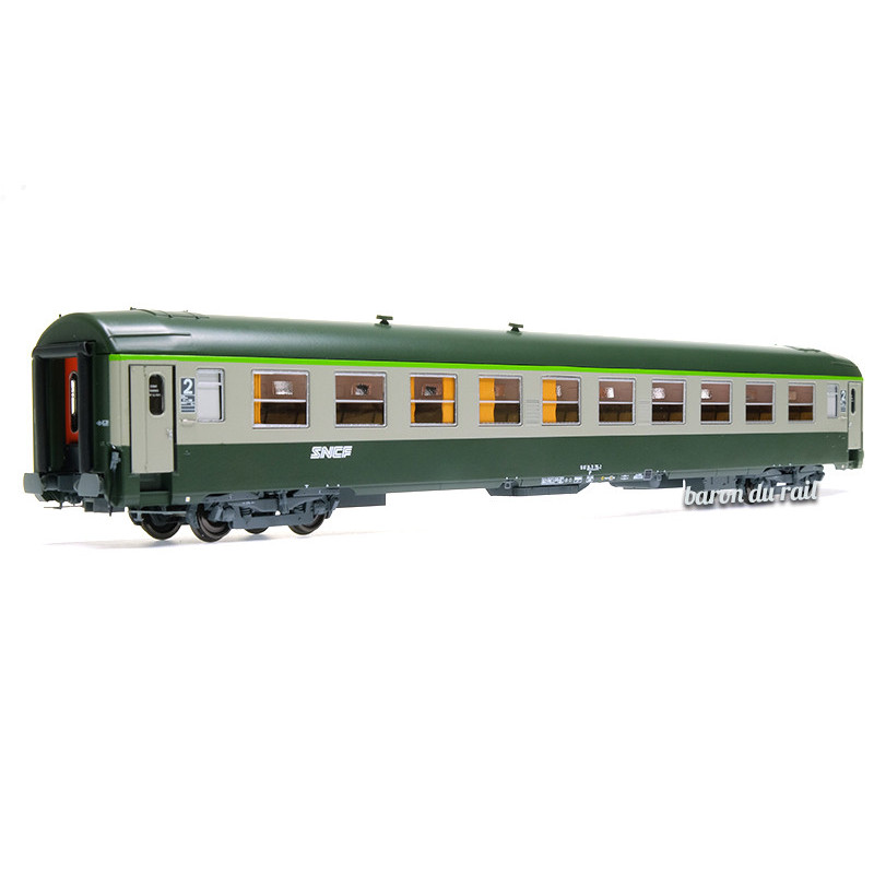 Voiture UIC B10 SNCF ép. V - HO 1/87 - REE VB-304