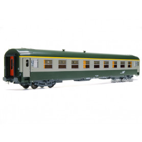 Voiture UIC A9 SNCF ép. V - HO 1/87 - REE VB-306