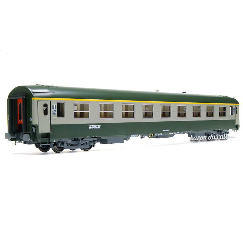 Voiture UIC A9 SNCF ép. V - HO 1/87 - REE VB-307