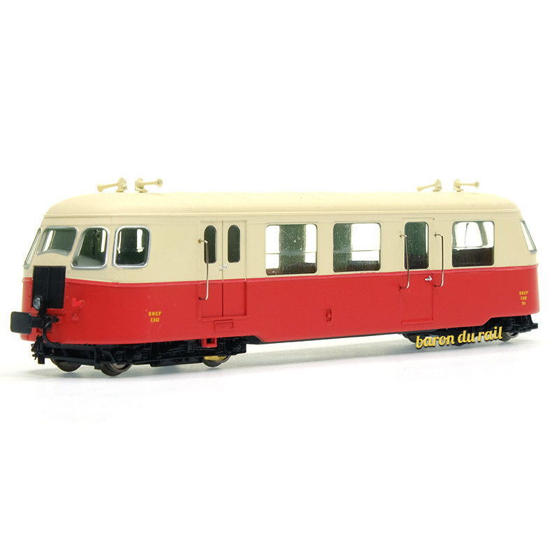 Autorail BILLARD A80 D de la SNCF N°242 ép. III - analogique - HOm 1/87 - REE VM-007