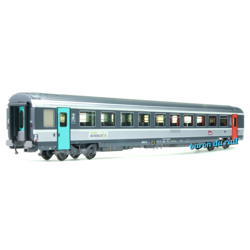 Voiture Corail VTU A5B5tu PLC SNCF ép. VI - HO 1/87 - LS Models 40614