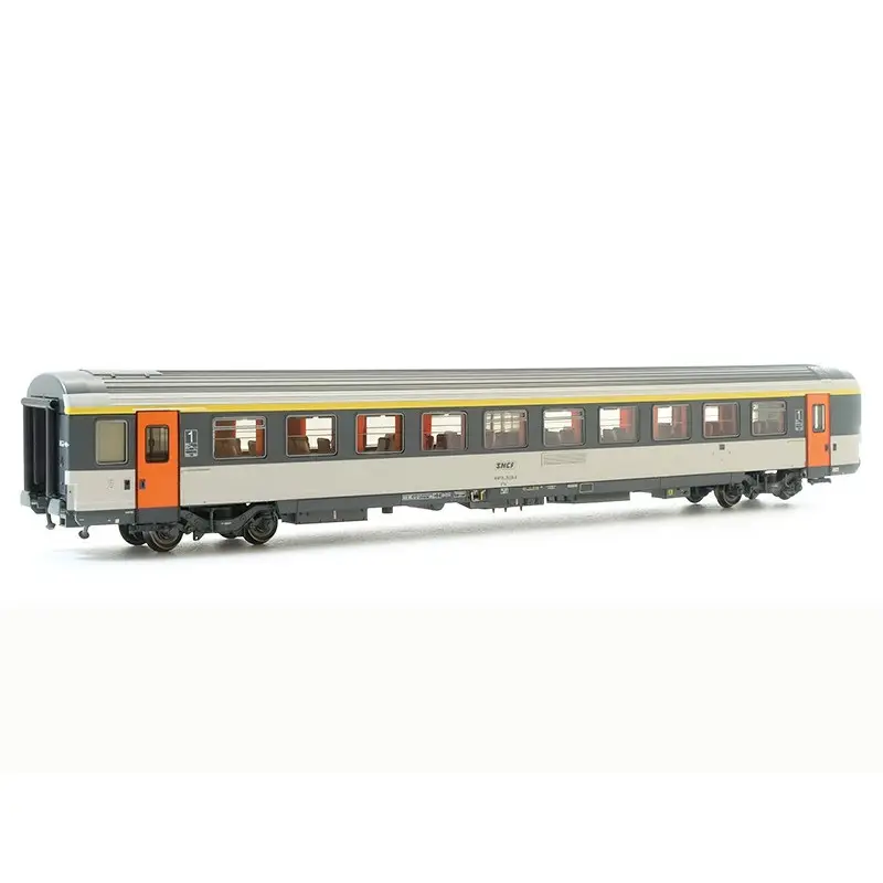 VTU A10 1ère cl. Corail - Logo encadré - SNCF ép IV - HO - LS Models 40253