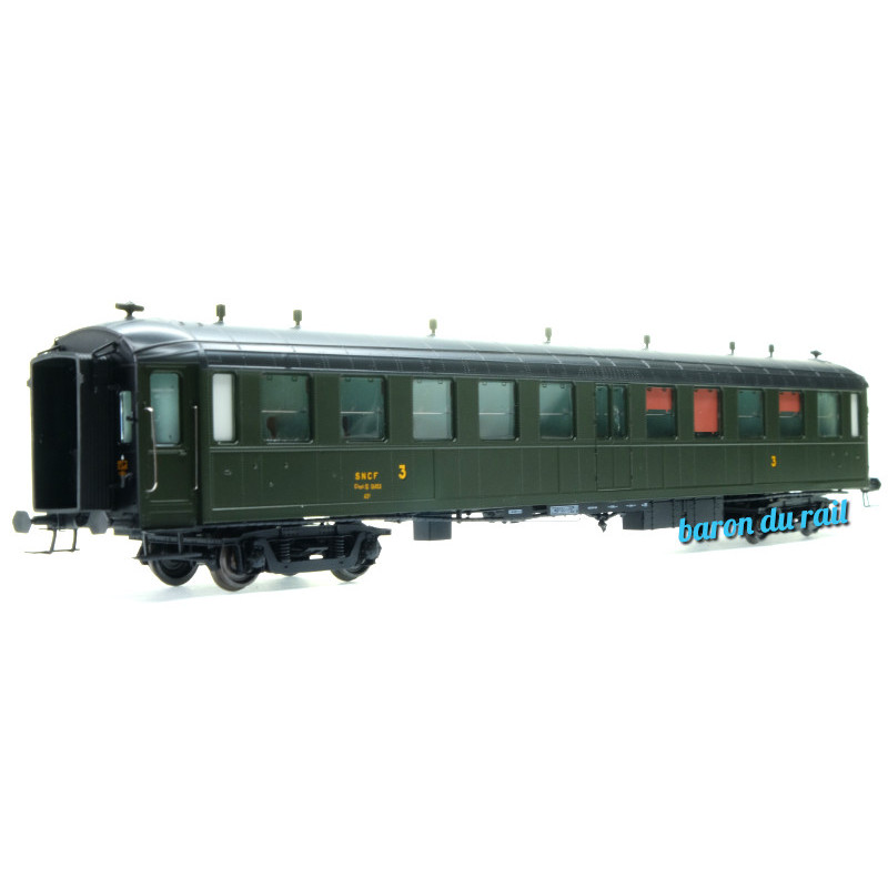 Voiture BACALAN 3ème classe C11myfi 12452 SNCF Ep.IIIa - HO 1/87 - REE VB-369