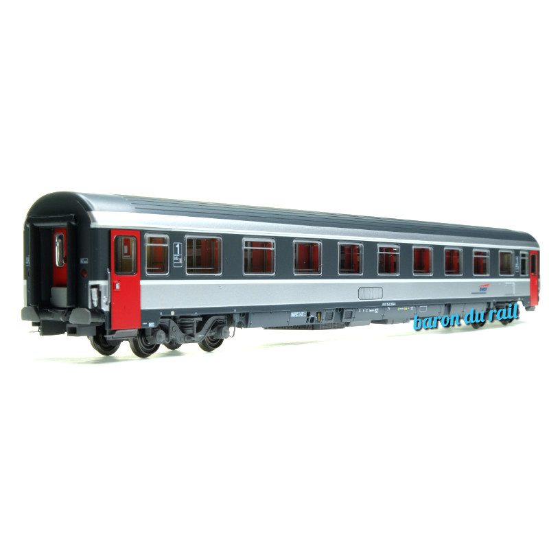 Voiture VSE A9u Corail+, casquette, "Eurofima" SNCF ép. V-VI - HO 1/87 - LS Models 40385