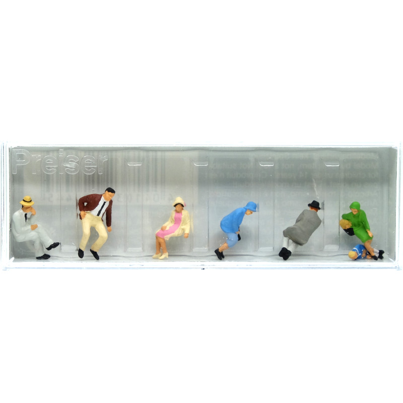 Personnages assis - HO 1/87 - PREISER 12444
