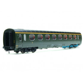 Voiture Allégée Etat "Saucisson" A8 SNCF - ép IIIb - HO 1/87- REE VB-471