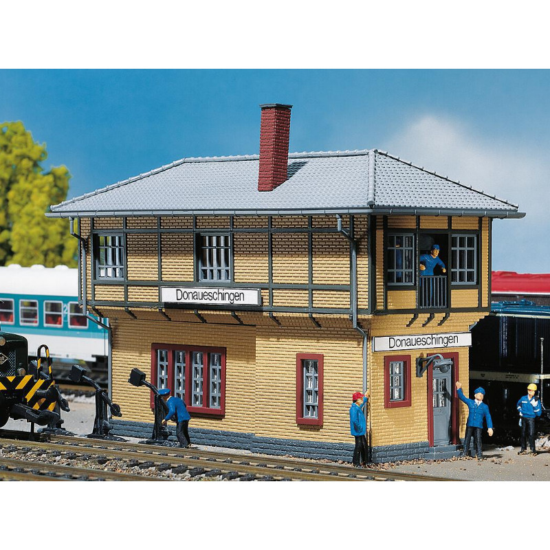 Poste d'aiguillage de Donaueschingen - HO 1/87 - FALLER 131395