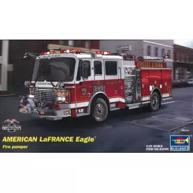Camion de pompier américain LaFrance 2002 - 1/25 - TRUMPETER 02506